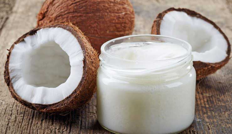 Coco, alimento riquísimo en grasa saturada